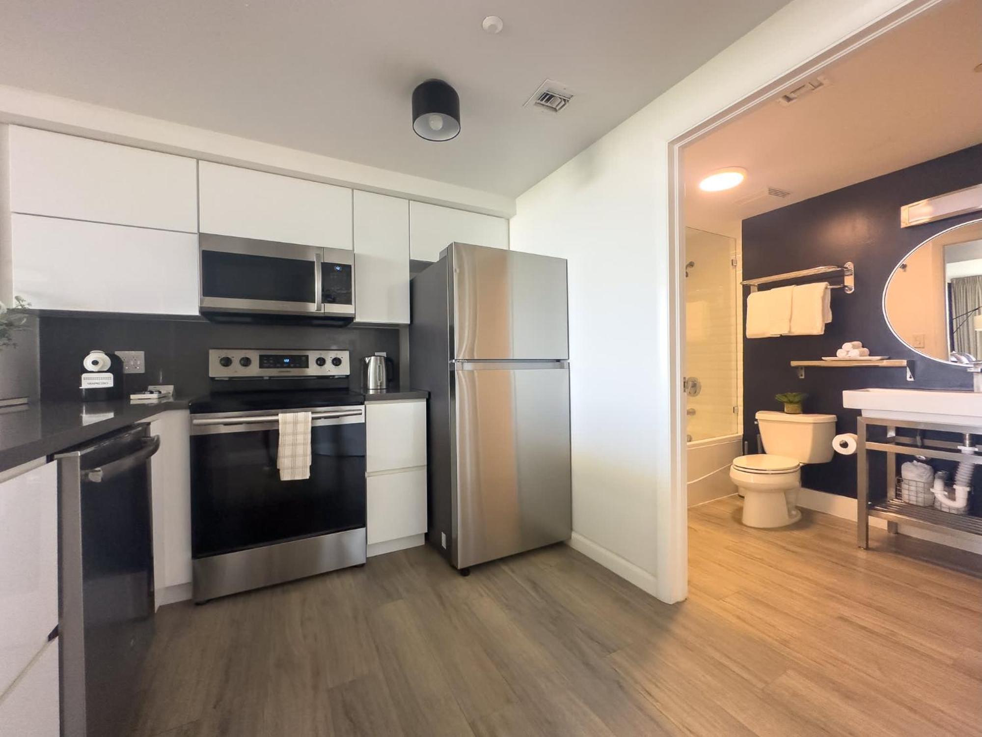 Mvr-sunset Luxury Can-t Find Anywhere Else Miami